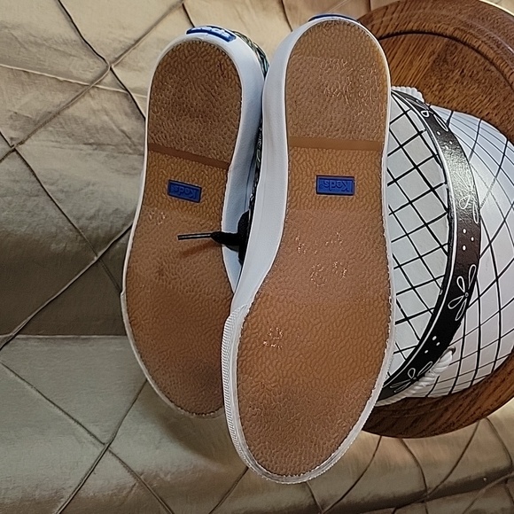 EUC- KEDS X Rifle Paper Co ‘Lourdes Floral Anchor’ Lace Up Sneakers - Picture 9 of 9